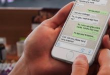 Как в приложении WhatsApp читать сообщения, но чтобы собеседник этого не видел